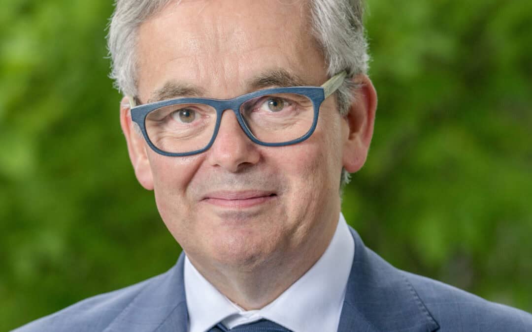 Prof. dr. Kees Ahaus